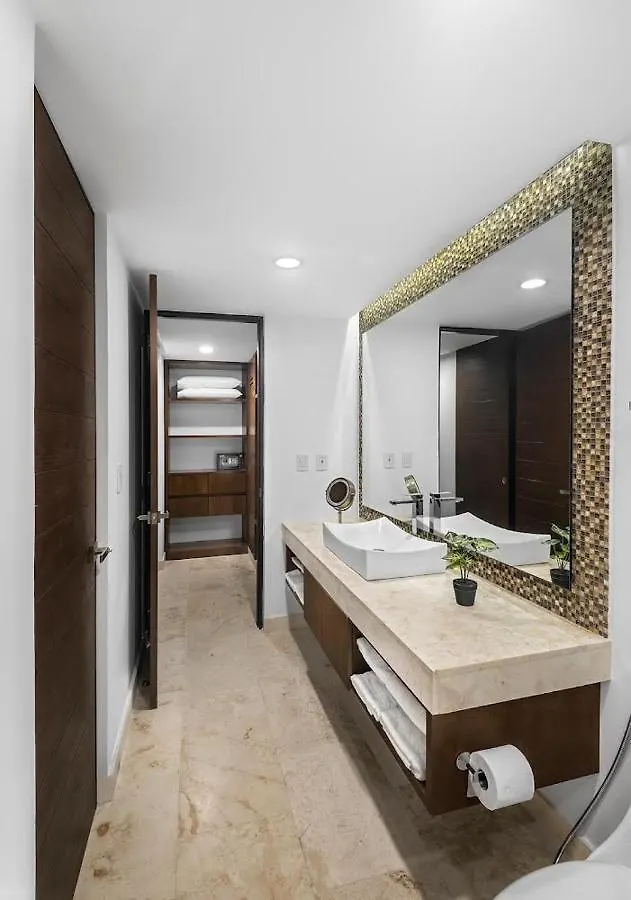 Anah Downtown, A Few Steps From The Beach And The 5Th Avenue. Playa del Carmen 0*,